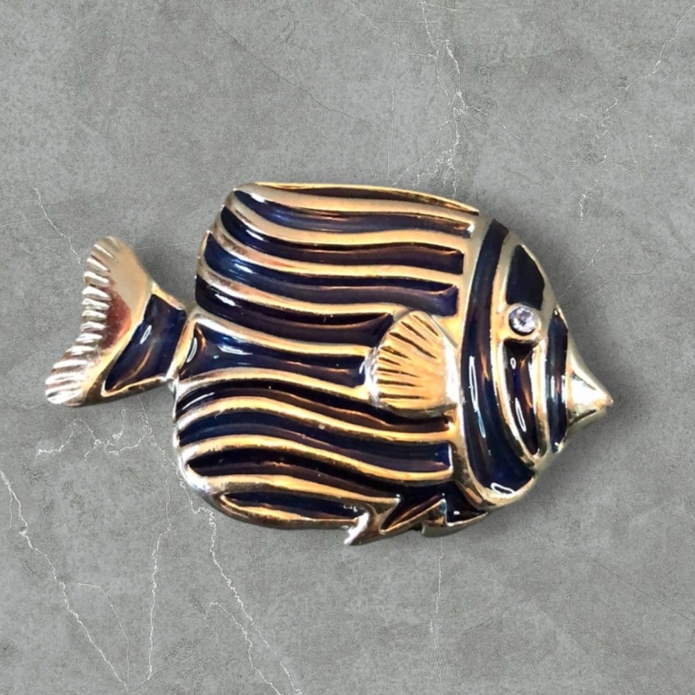 Vintage enamel navy blue and silver tone striped fish brooch with rhinestone eye